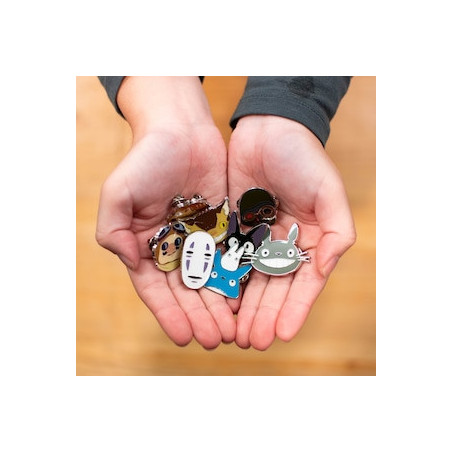 Pins Chatbus Gros Plan – Mon Voisin Totoro