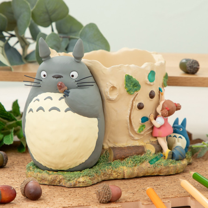 Planter Totoro & Mei have fun - My Neighbor Totoro