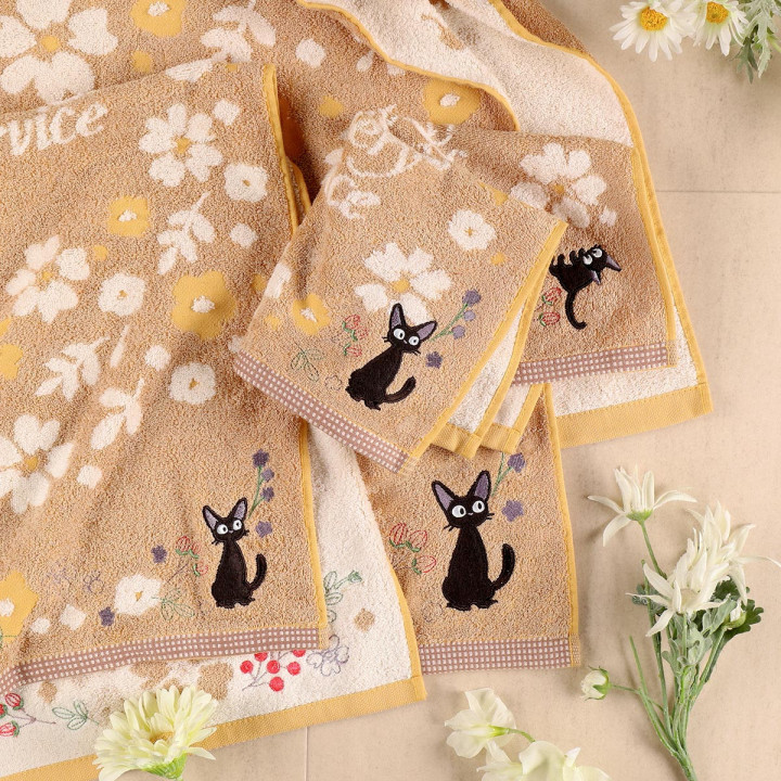Towel Sepia Flower 60x120 cm - Kiki's Delivery Service