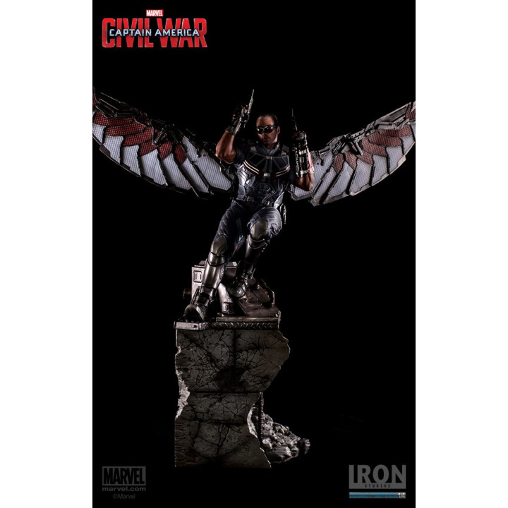 THE FALCON 1/4 STATUE - CACW - IRON STUDIOS