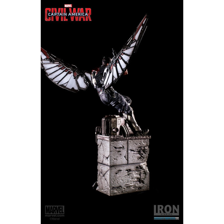THE FALCON 1/4 STATUE - CACW - IRON STUDIOS