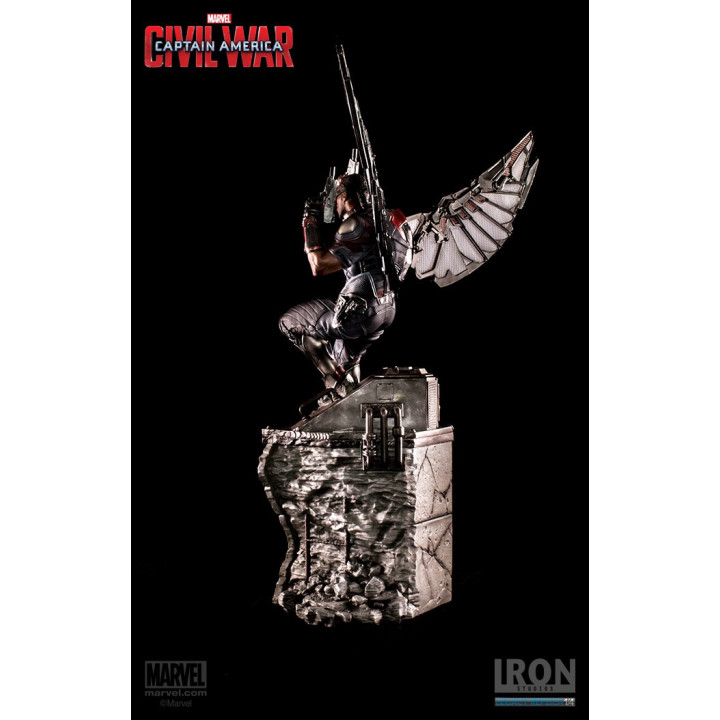 THE FALCON 1/4 STATUE - CACW - IRON STUDIOS