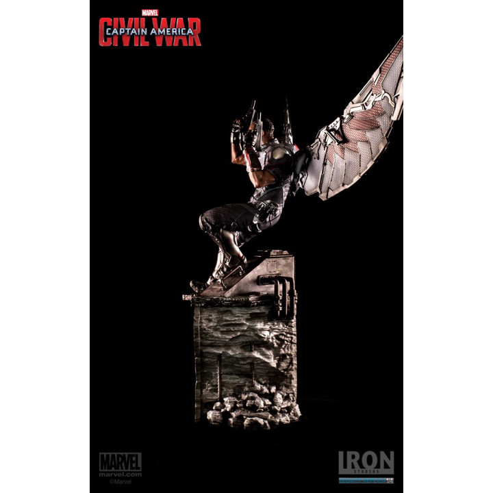 THE FALCON 1/4 STATUE - CACW - IRON STUDIOS