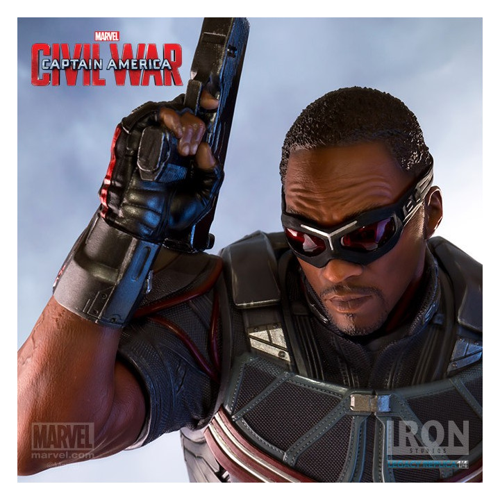 THE FALCON 1/4 STATUE - CACW - IRON STUDIOS
