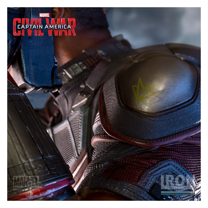 THE FALCON 1/4 STATUE - CACW - IRON STUDIOS