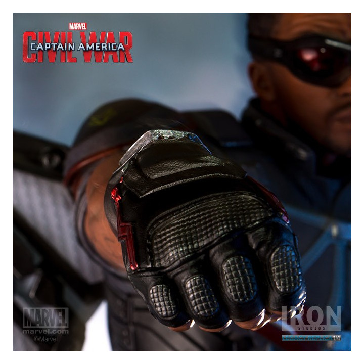 THE FALCON 1/4 STATUE - CACW - IRON STUDIOS