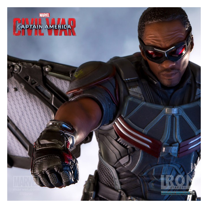 THE FALCON 1/4 STATUE - CACW - IRON STUDIOS