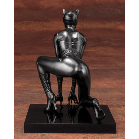 CATWOMAN DC COMICS ARTFX+ STATUE