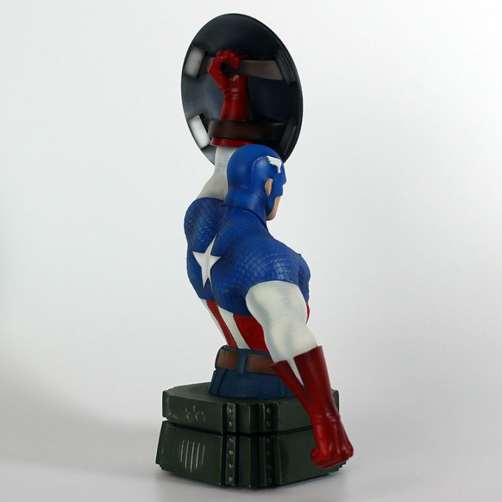 CAPTAIN AMERICA BUSTE