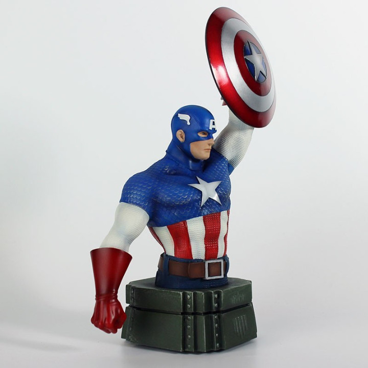 CAPTAIN AMERICA BUSTE
