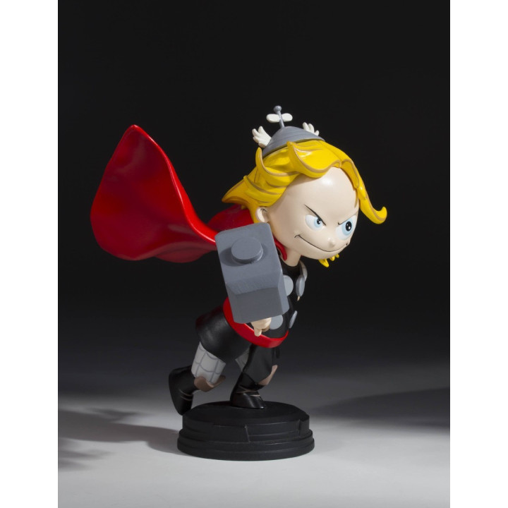 THOR ANIMATED STATUE