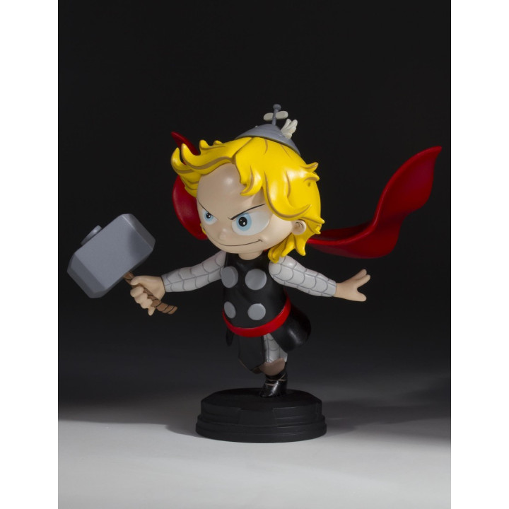 THOR ANIMATED STATUE