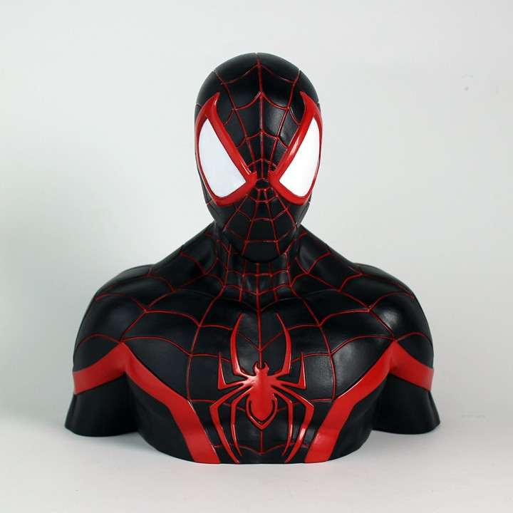 BUSTE TIRELIRE SPIDER-MAN (MILES MORALES) DELUXE