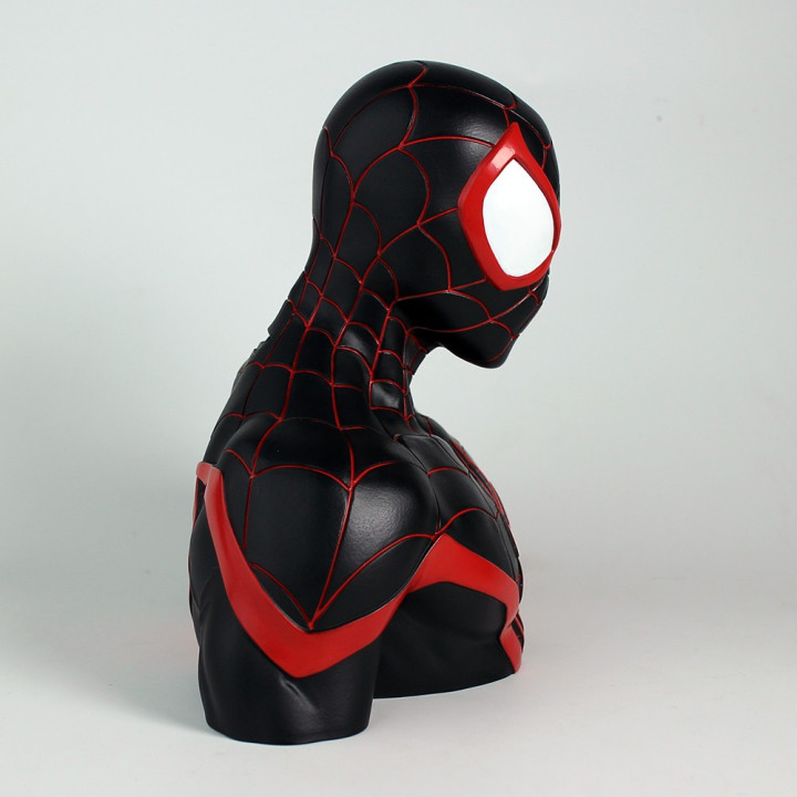 BUSTE TIRELIRE SPIDER-MAN (MILES MORALES) DELUXE