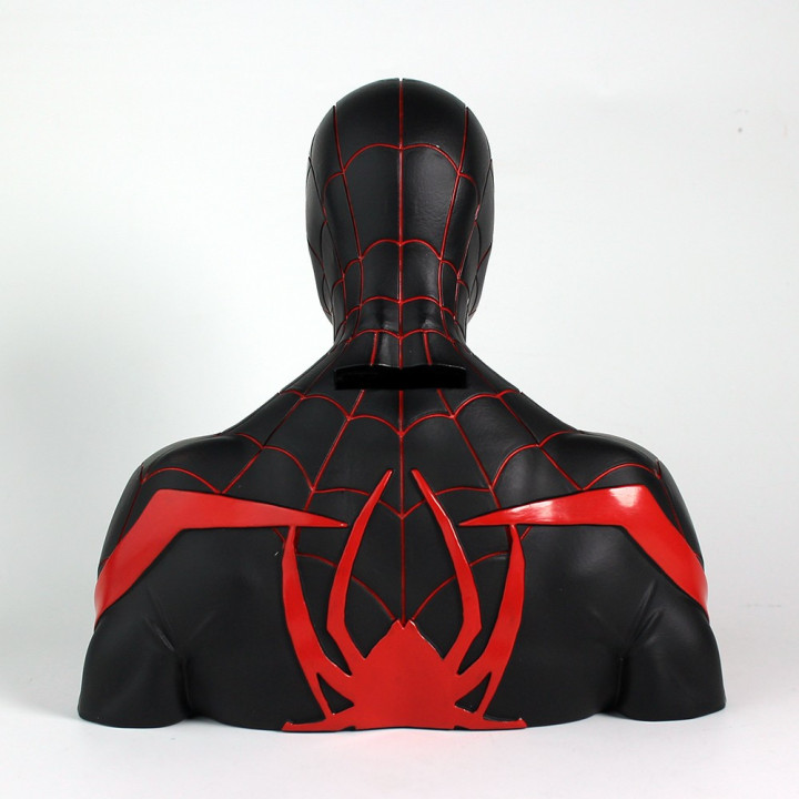 BUSTE TIRELIRE SPIDER-MAN (MILES MORALES) DELUXE