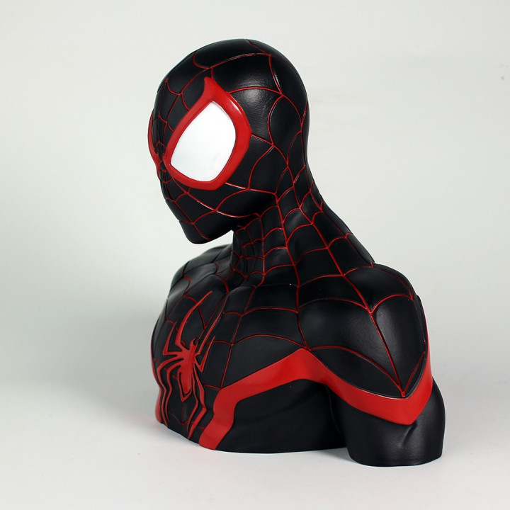 BUSTE TIRELIRE SPIDER-MAN (MILES MORALES) DELUXE