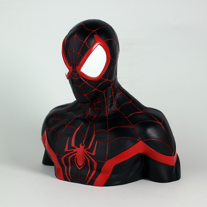 BUSTE TIRELIRE SPIDER-MAN (MILES MORALES) DELUXE