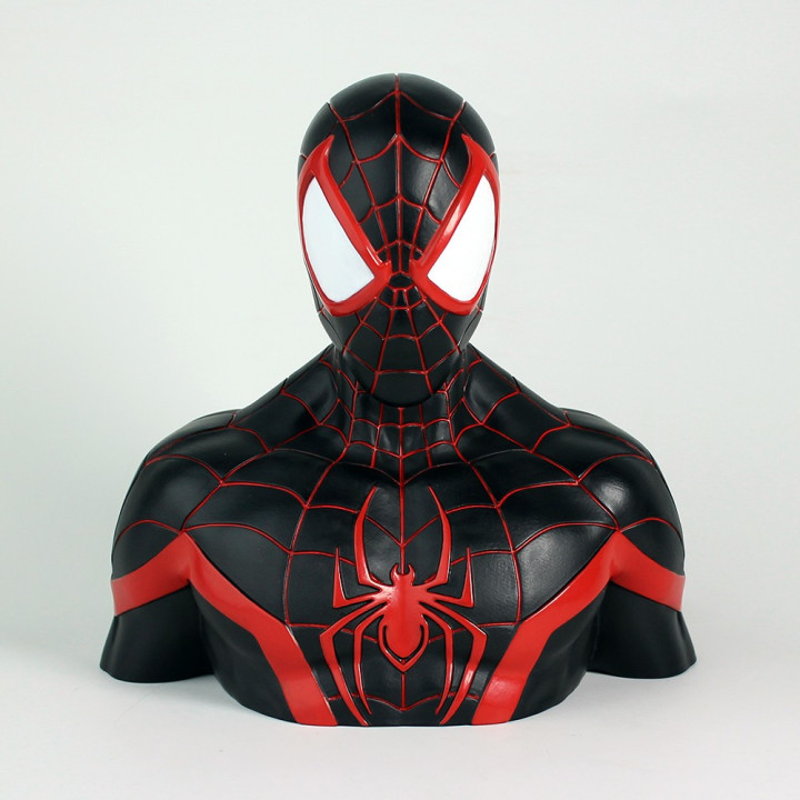 BUSTE TIRELIRE SPIDER-MAN (MILES MORALES) DELUXE